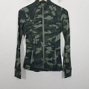 NWT Lululemon Define Jacket Luon Camo Size 4